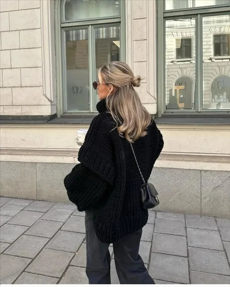 Fleur | Dames Oversized Gebreide Jurk Met Opstaande Kraag
