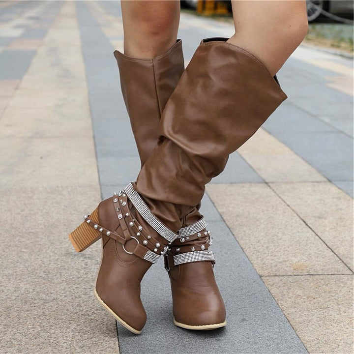 Hilarie | Dames Kniehoge Laarzen Met Blokhak En Studs