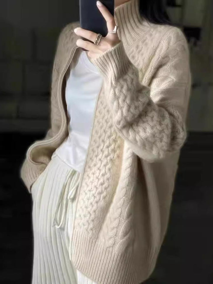 Petra | Dames Oversized Gebreid Vest Met Rits En Opstaande Kraag